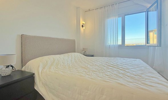Resale - Apartment - Torrevieja - Punta Prima