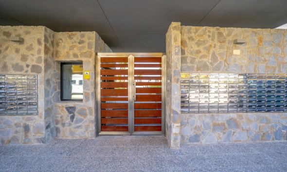 Resale - Apartment - Torrevieja - Punta Prima