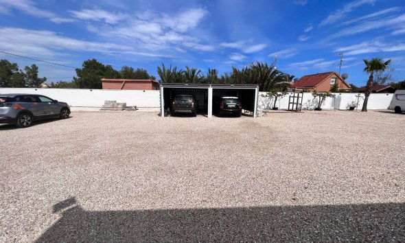 Resale - Estate / Farm / Plot - Elche Pedanías - La Marina