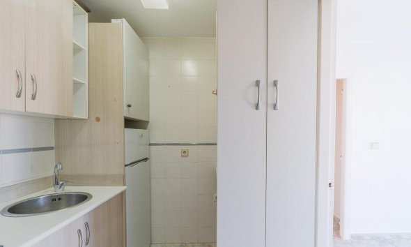 Resale - Terraced house / Townhouse - Torrevieja - Carrefour