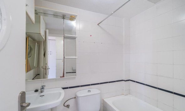 Resale - Terraced house / Townhouse - Torrevieja - Carrefour