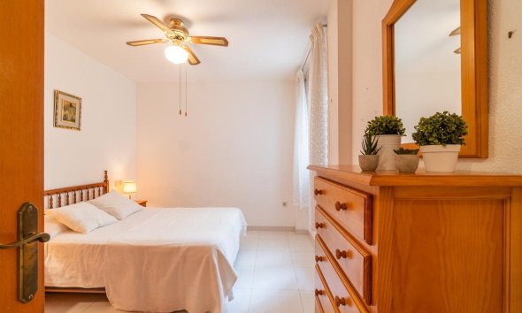 Resale - Apartment - Torrevieja - Playa del cura