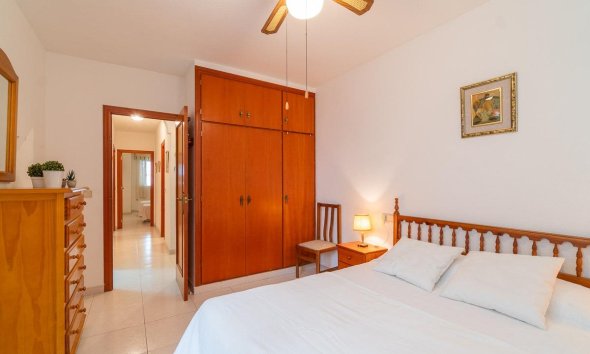 Resale - Apartment - Torrevieja - Playa del cura