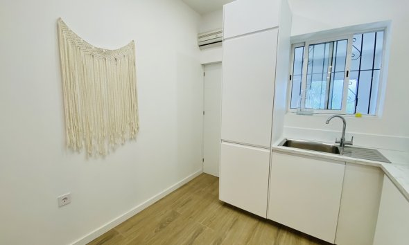 Resale - Bungalow - Orihuela Costa - Playa Flamenca