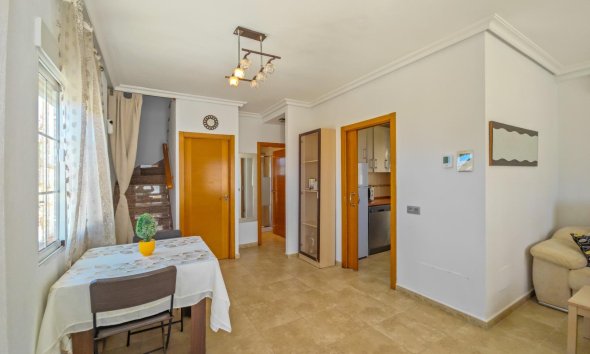 Resale - Villa - Torrevieja - La Mata