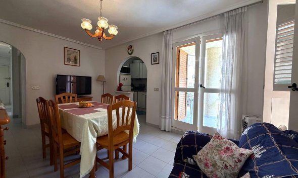 Resale - Apartment - Torrevieja - Acequion