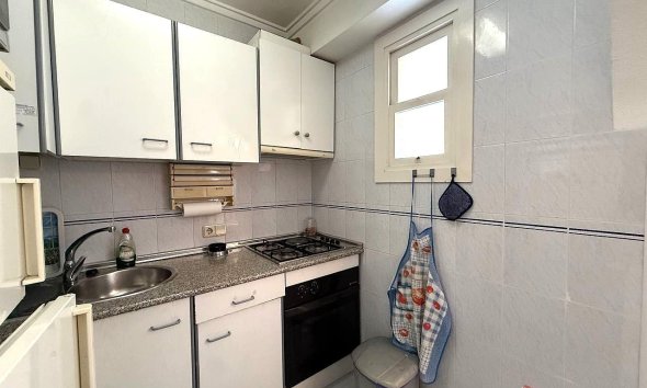 Resale - Apartment - Torrevieja - Acequion