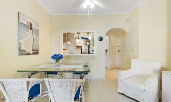 Resale - Apartment - Orihuela Costa - Campoamor