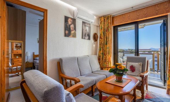 Resale - Apartment - Torrevieja - La Siesta