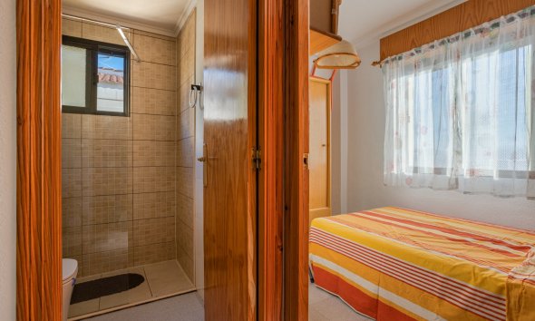 Resale - Apartment - Torrevieja - La Siesta