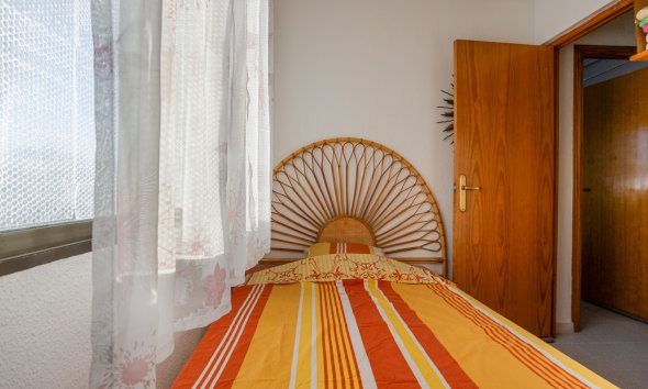 Resale - Apartment - Torrevieja - La Siesta