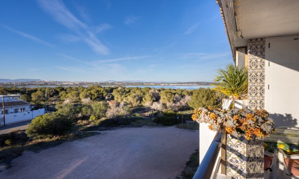 Resale - Apartment - Torrevieja - La Siesta