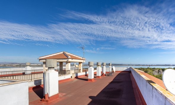 Resale - Apartment - Torrevieja - La Siesta