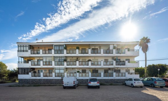 Resale - Apartment - Torrevieja - La Siesta