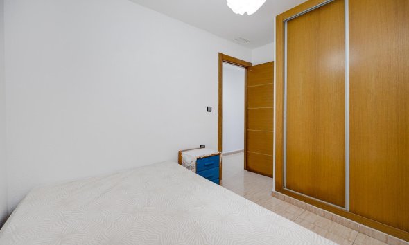 Resale - Apartment - Torrevieja - Playa del cura