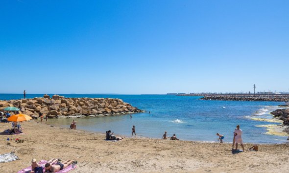 Resale - Apartment - Torrevieja - Playa del cura