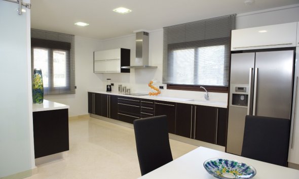 Resale - Villa - Orihuela Costa - Cabo Roig