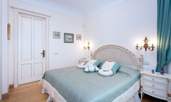 Resale - Villa - Orihuela Costa - Cabo Roig