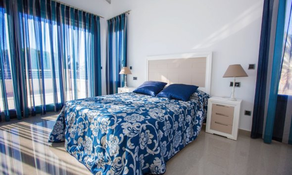 Resale - Villa - Orihuela Costa - Cabo Roig