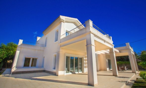 Resale - Villa - Orihuela Costa - Cabo Roig