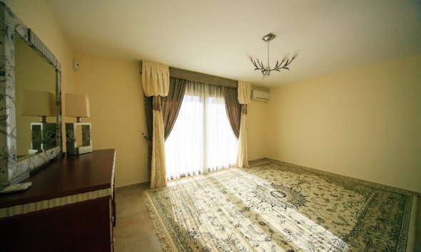 Resale - Villa - Orihuela Costa - Cabo Roig