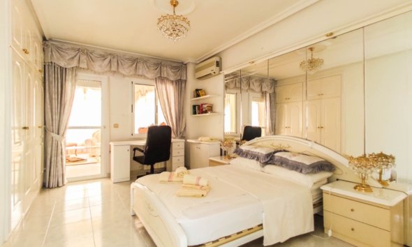 Rynek Wtórny - Willa - Ciudad Quesada