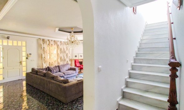 Rynek Wtórny - Willa - Ciudad Quesada