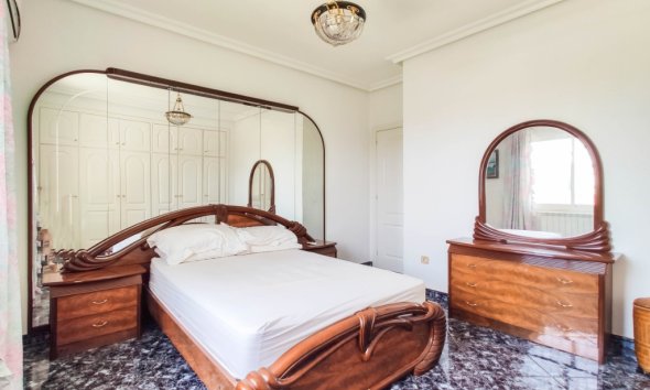 Rynek Wtórny - Willa - Ciudad Quesada