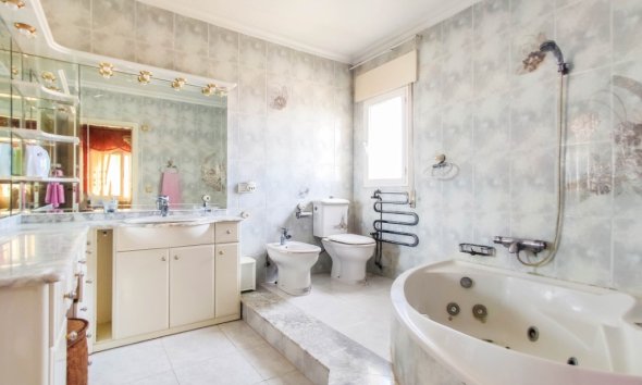 Rynek Wtórny - Willa - Ciudad Quesada