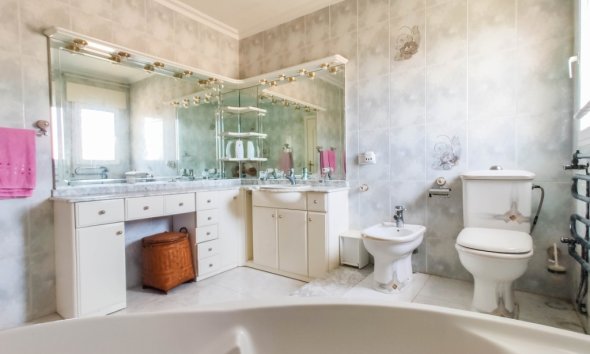 Rynek Wtórny - Willa - Ciudad Quesada