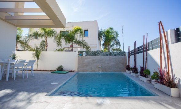 Rynek Pierwotny - Willa - Los Montesinos - La Herada