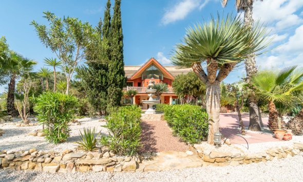 Resale - Villa - Costa Blanca - Orihuela Costa