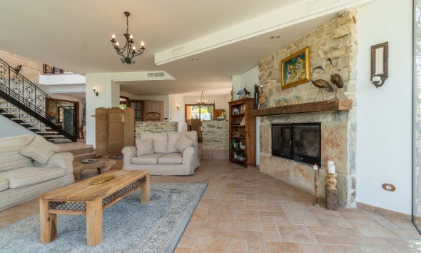 Resale - Villa - Costa Blanca - Orihuela Costa