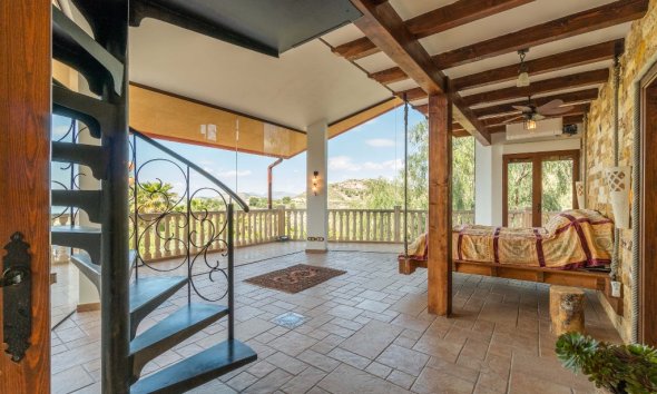 Resale - Villa - Costa Blanca - Orihuela Costa