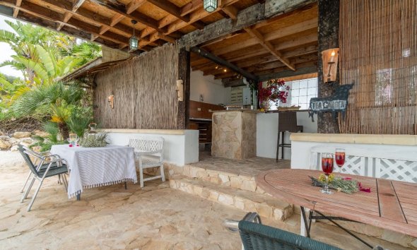 Resale - Villa - Costa Blanca - Orihuela Costa