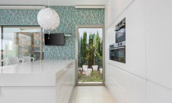 Resale - Villa - Las Colinas - Las Colinas Golf