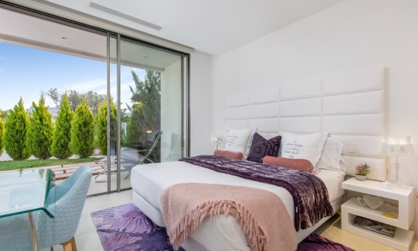 Resale - Villa - Las Colinas - Las Colinas Golf