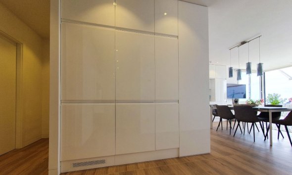 Resale - Apartment - Las Colinas - Las Colinas Golf