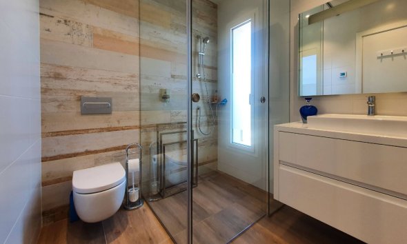 Resale - Apartment - Las Colinas - Las Colinas Golf