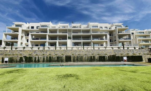 Resale - Apartment - Las Colinas - Las Colinas Golf