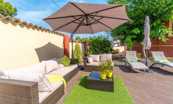 Reventa - Villa - Torrevieja - Los Balcones