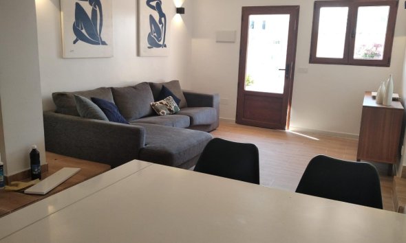 Reventa - Villa - Torrevieja - Los Balcones