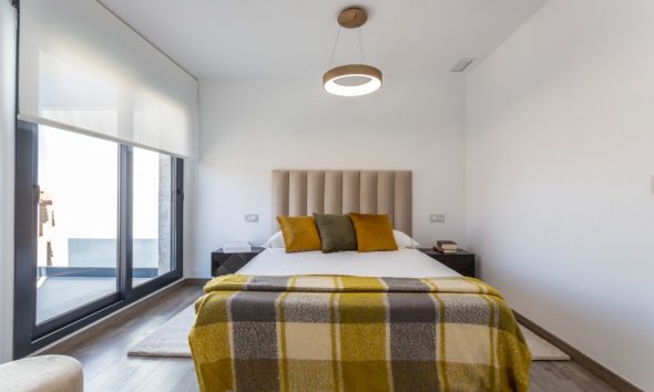 Rynek Pierwotny - Willa - La Mata