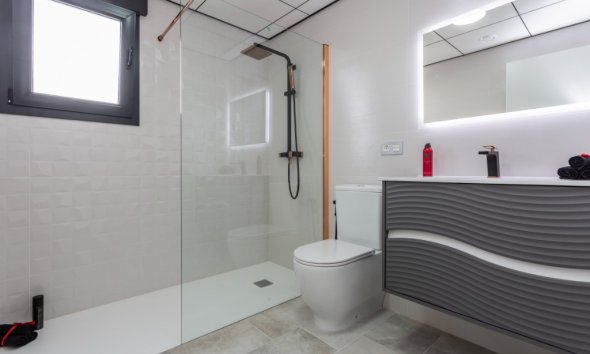 Rynek Pierwotny - Willa - La Mata