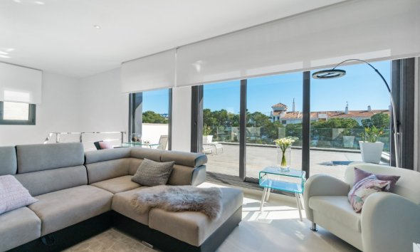 Resale - Villa - Orihuela Costa - Dehesa De Campoamor