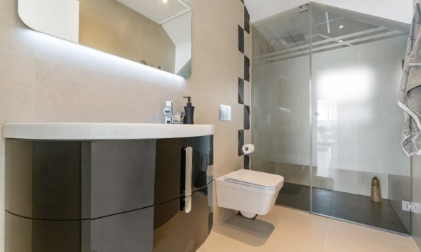 Resale - Villa - Orihuela Costa - Dehesa De Campoamor