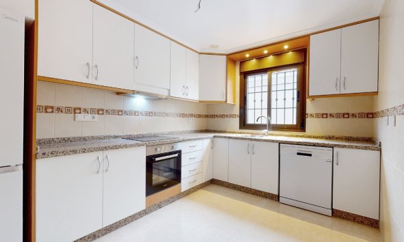 Rynek Pierwotny - Willa - San Miguel de Salinas