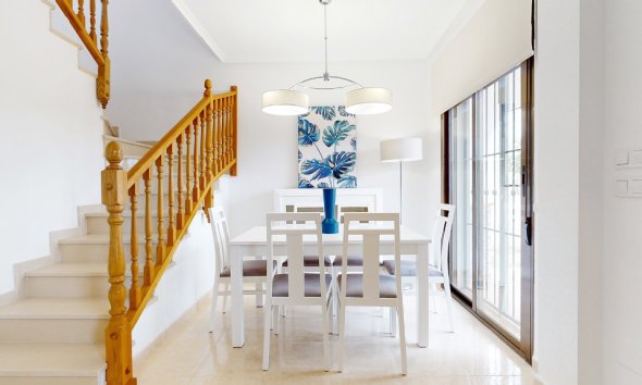 Rynek Pierwotny - Willa - San Miguel de Salinas