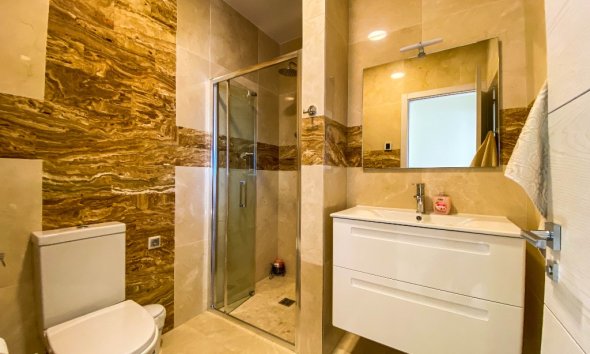 Resale - Villa - Orihuela Costa - La Zenia