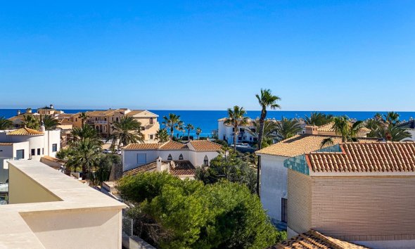 Resale - Villa - Orihuela Costa - La Zenia